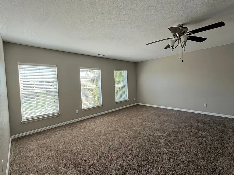 420 Smokey Hill Rd — Photo 17