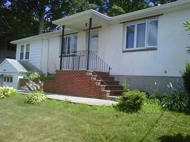 2nd image of 60 Mylod St