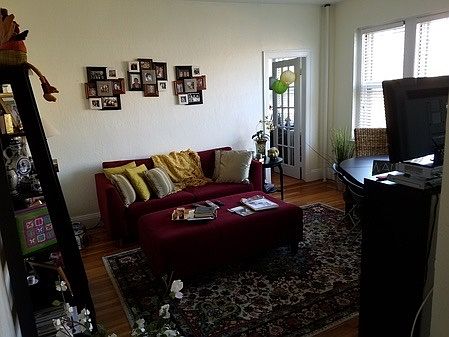 2nd image of 116 Englewood Ave APT 33