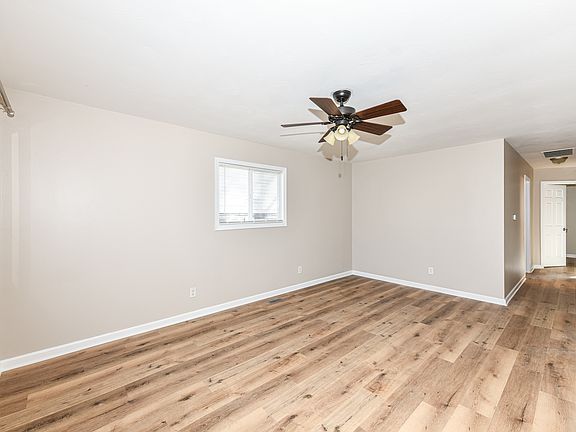 3rd image of 8113 E 34th St
