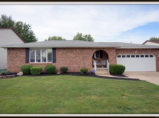 818 Thomas Fox Dr W, North Tonawanda, NY