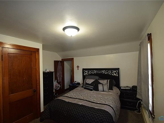 5th image of 11555 W Central Ave