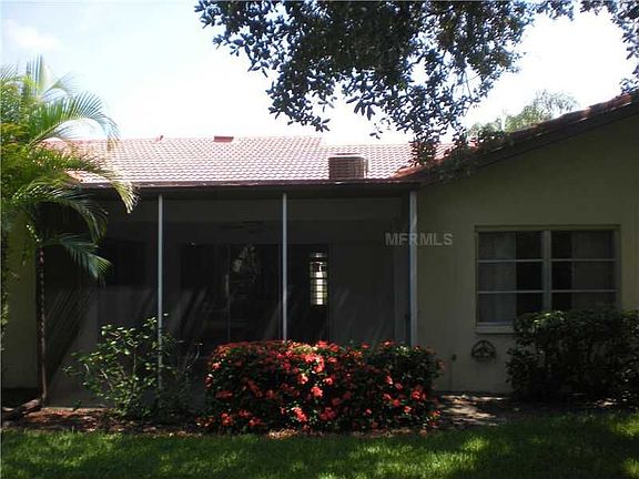 3rd image of 3608 Pinecrest St