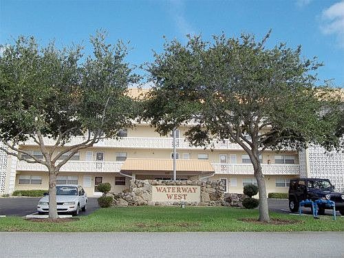 1st image of 315 N Causeway 2010 New