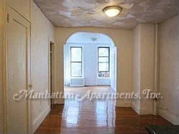 2nd image of 85 Christopher St APT 5C