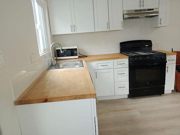 4th image of 1131 Valencia St #1131