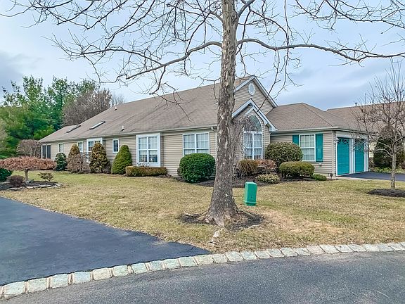 4th image of 22 Skylark Ln