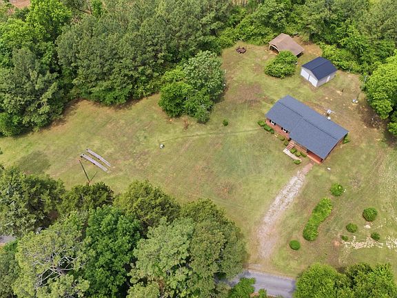 2nd image of 729 Shelton Ferry Rd
