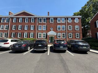4814 30th St S APT C2, Arlington, VA 22206