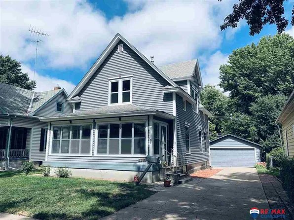 2218 D St, Lincoln, NE 68510