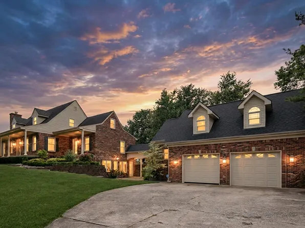 801 Hannah Rd, Shelbyville, KY 40065
