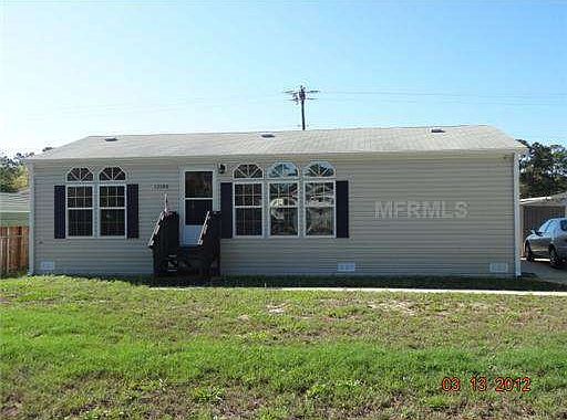 2nd image of 12106 Lakeview Dr