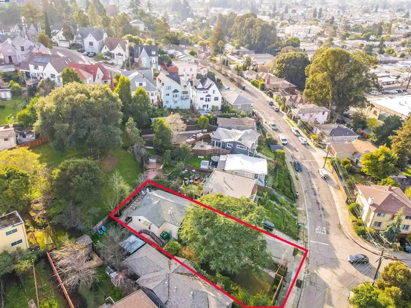 4451 Redding St, Oakland, CA 94619