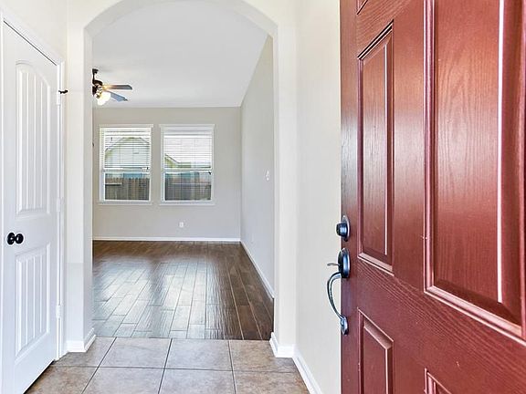 3rd image of 22218 Stonebridge Crossing Ln
