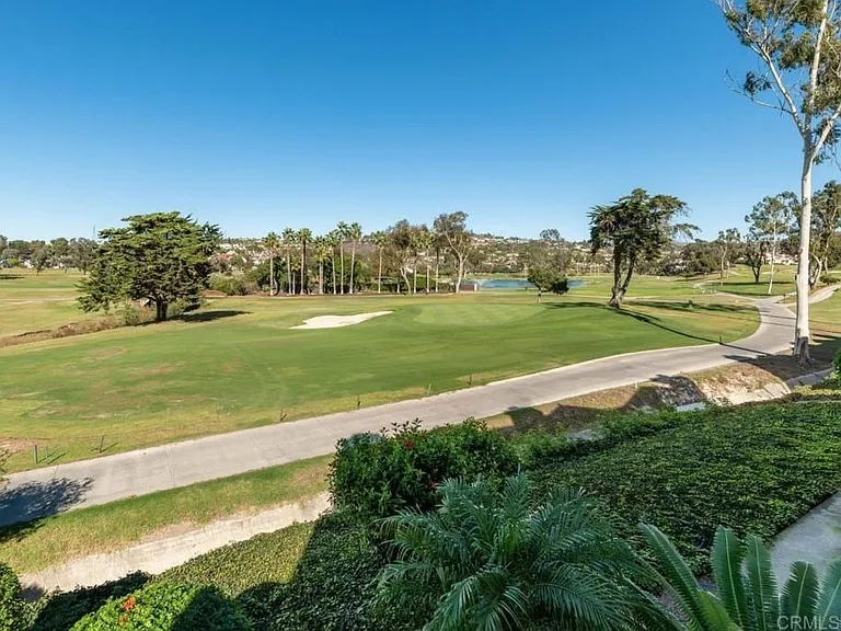 Overlooks Omni La Costa Resort
