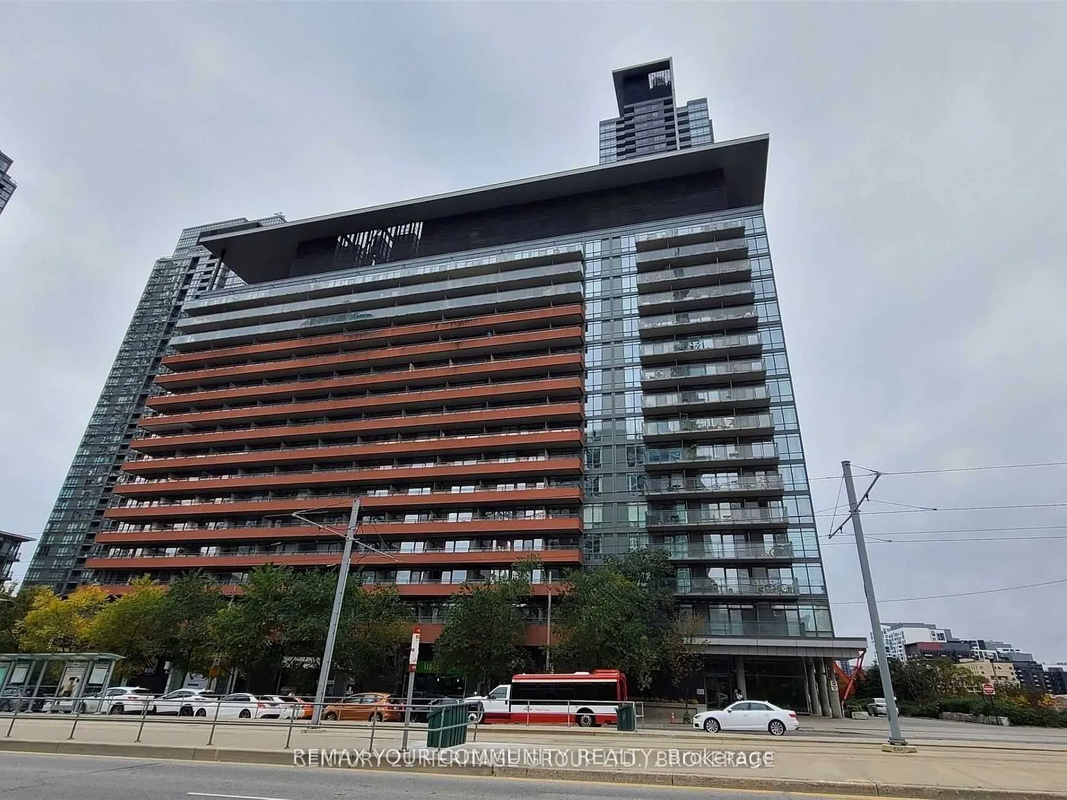 City Place — Photo 1