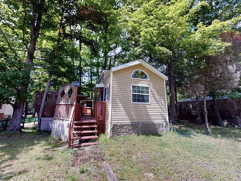 1st image of Wl 735 Lake Dr N