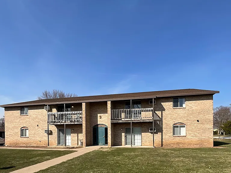 Elkay Lane Apartments — Photo 14