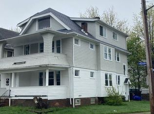 920 Paxton Rd #1, Cleveland, OH 44108