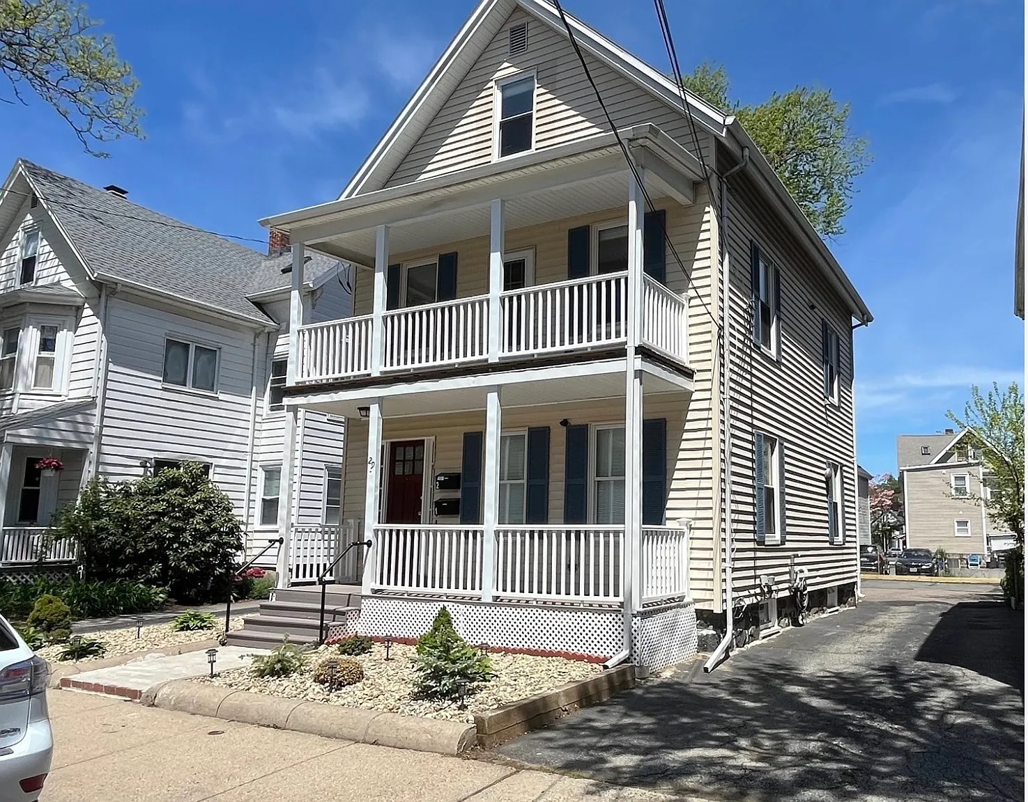 4 bed, 1645 sqft, $3,800 — Photo 1