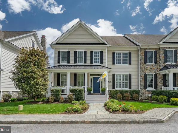 3708 Liseter Gdns, Newtown Square, PA 19073