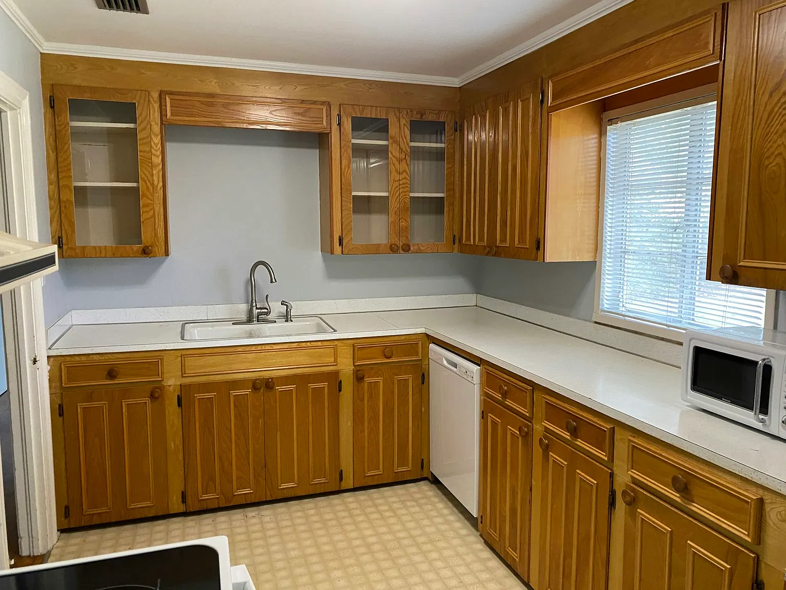 303 East 8th Avenue — Photo 4