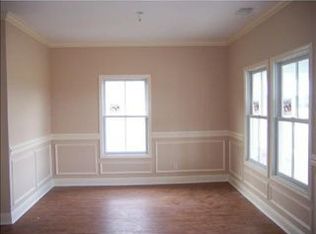 233 Dogwood Cir, Port Wentworth, GA 31407