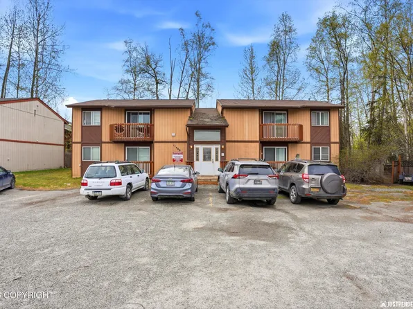 11400 Heritage Ct, Eagle River, AK 99577