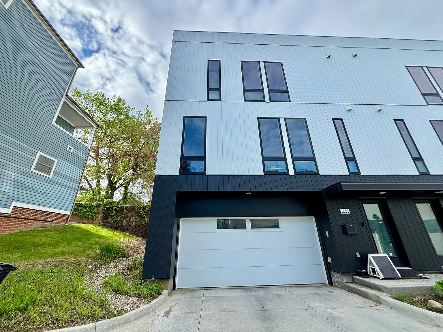 2 bed, 1546 sqft, $3,400 — Photo 2