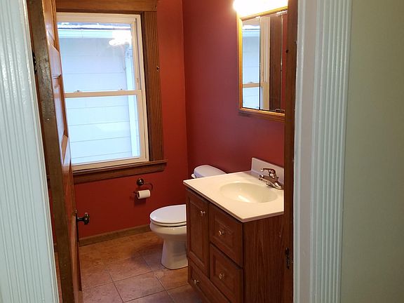 2nd image of 1505 Robinwood Ave #2