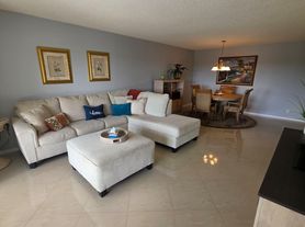 2238 N Cypress Bend Dr