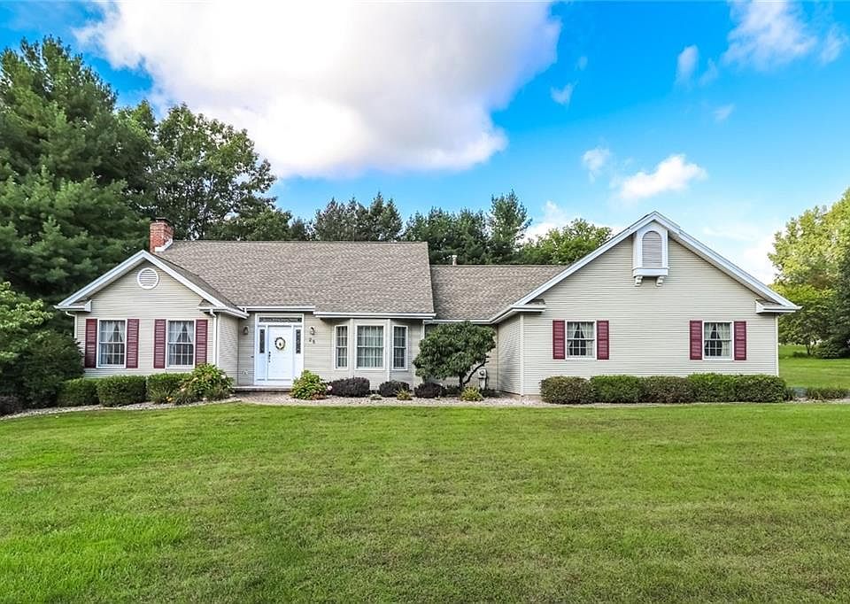 1st image of 25 Valley Park Dr