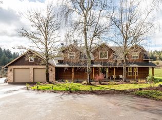 15590 S Maplelane Rd, Oregon City, OR 97045