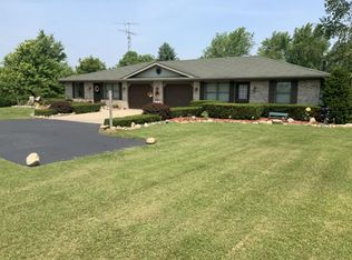 2221 E Ohmer Rd, Mayville, MI 48744