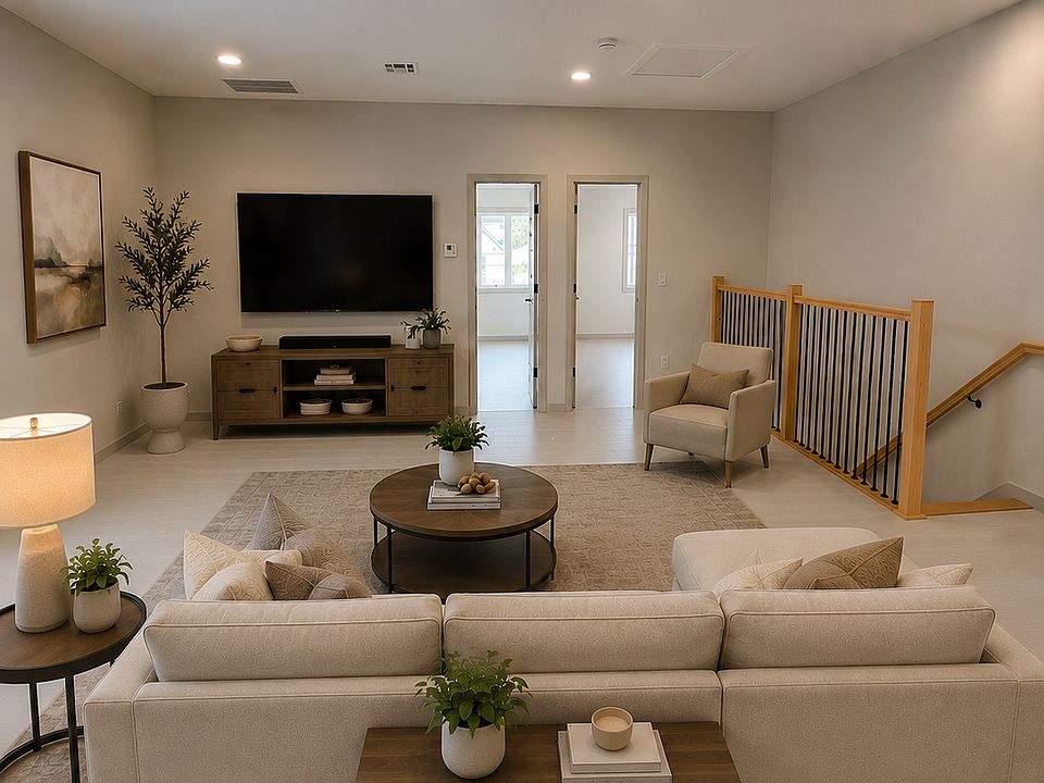 1st image of 317 Davis Ave Floor 2