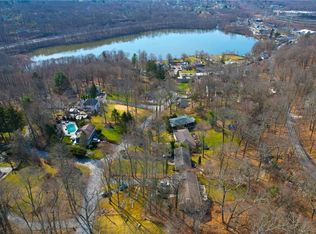 3829 Perry St, Jefferson Valley, NY 10535