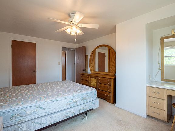 5th image of 134 E Woodruff St #136