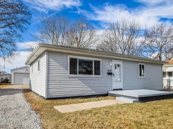 612 Dennison Ave, Akron, OH 44312