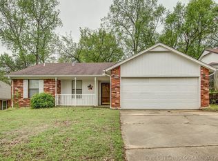 6918 E 97th St, Tulsa, OK 74133