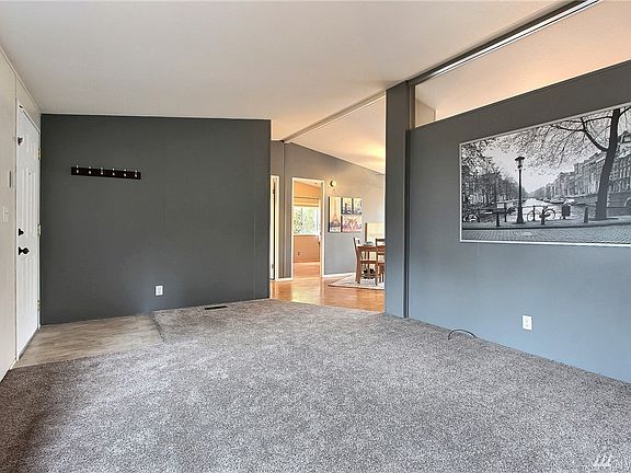 3rd image of 12136 223rd Ave E