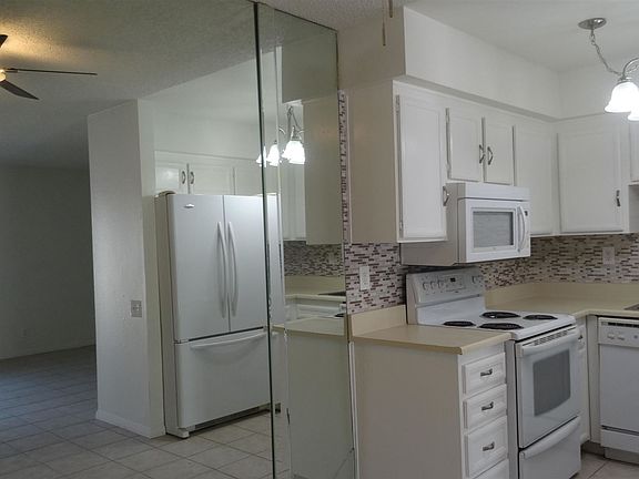 5th image of 1640 S Sunflower Ct
