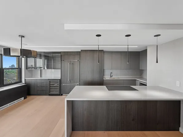 201 W 70th St APT 37B, New York, NY 10023