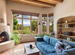 1340 Vista Colorado, Santa Fe, NM 87506