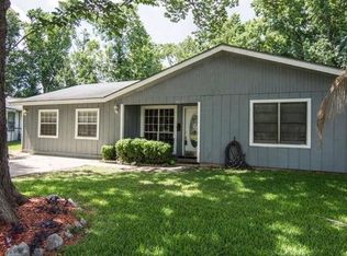 3948 Broadmoor Dr, Beaumont, TX 77707