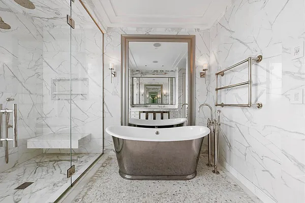 Rented by Compass | media 22