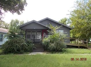 505 E 17th St, Baxter Springs, KS 66713