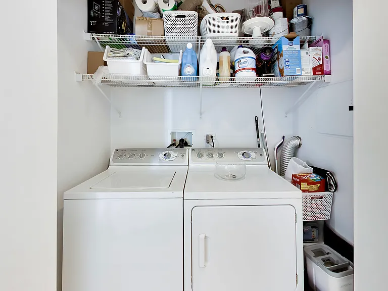 8 E Randolph St #3101 — Photo 8