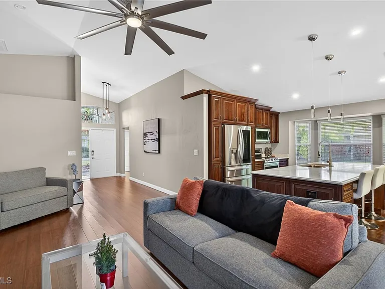18015 Horseshoe Bay Cir — Photo 6