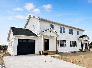 228 Viola Ln #10, Traverse City, MI 49685