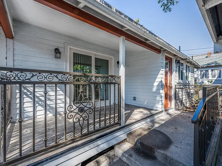 160 N Myrtle Ave — Photo 18
